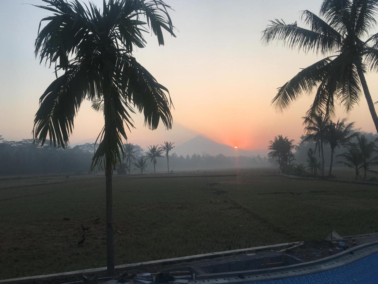 Gopalan Borobudur Hotel มาเกอลัง ภายนอก รูปภาพ