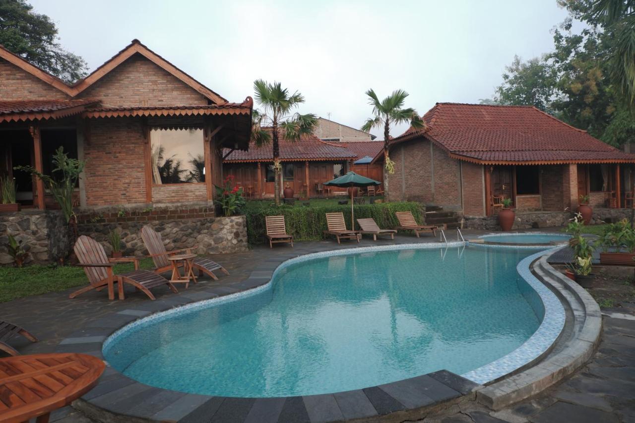 Gopalan Borobudur Hotel มาเกอลัง ภายนอก รูปภาพ